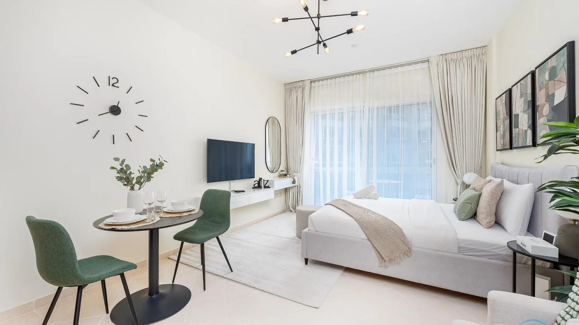Comfortable Studio At Lago Vista A Dubai Production City By Deluxe Holiday Homes 0*,